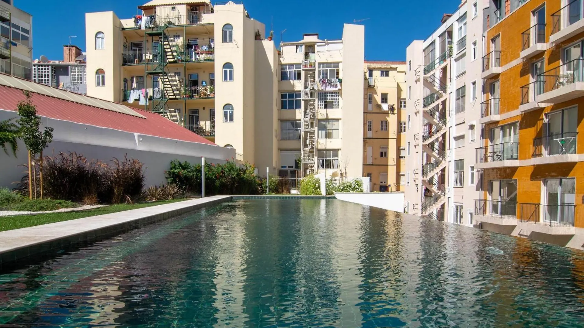 Deluxe 1 Bdr Apartment W/ Pool View By Lovelystay Lisboa