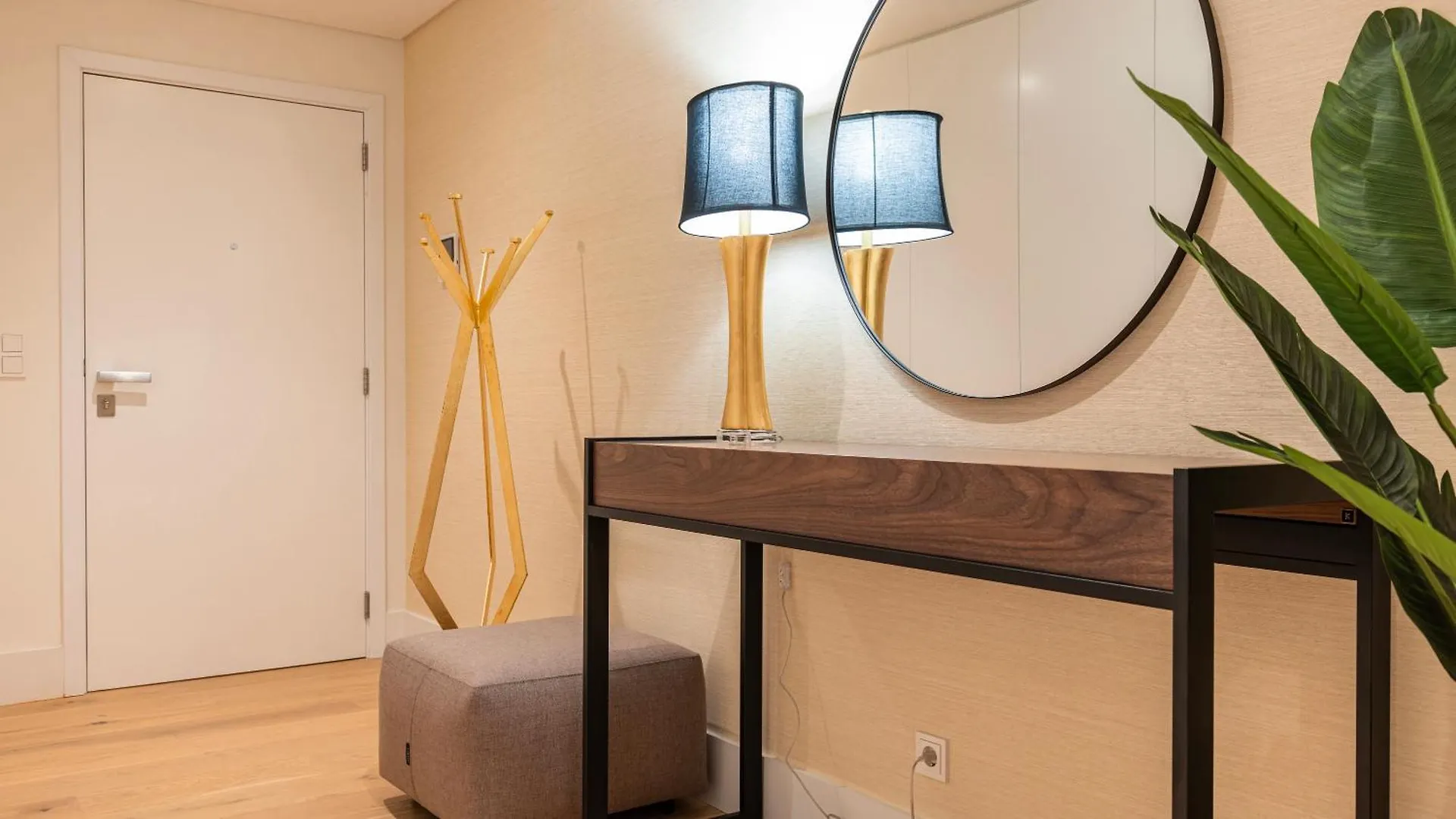 Deluxe 1 Bdr Apartment W/ Pool View By Lovelystay Lisboa