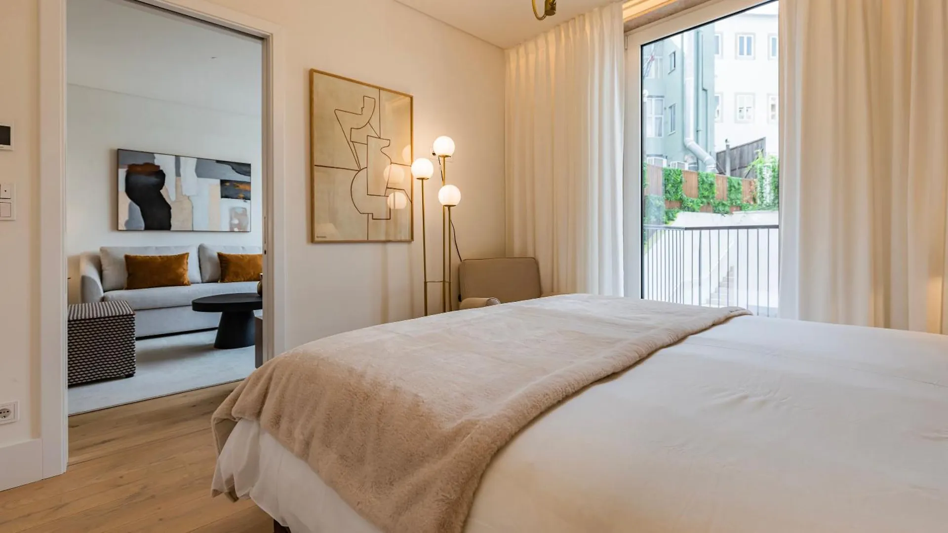 Deluxe 1 Bdr Apartment W/ Pool View By Lovelystay Lisboa Portugal