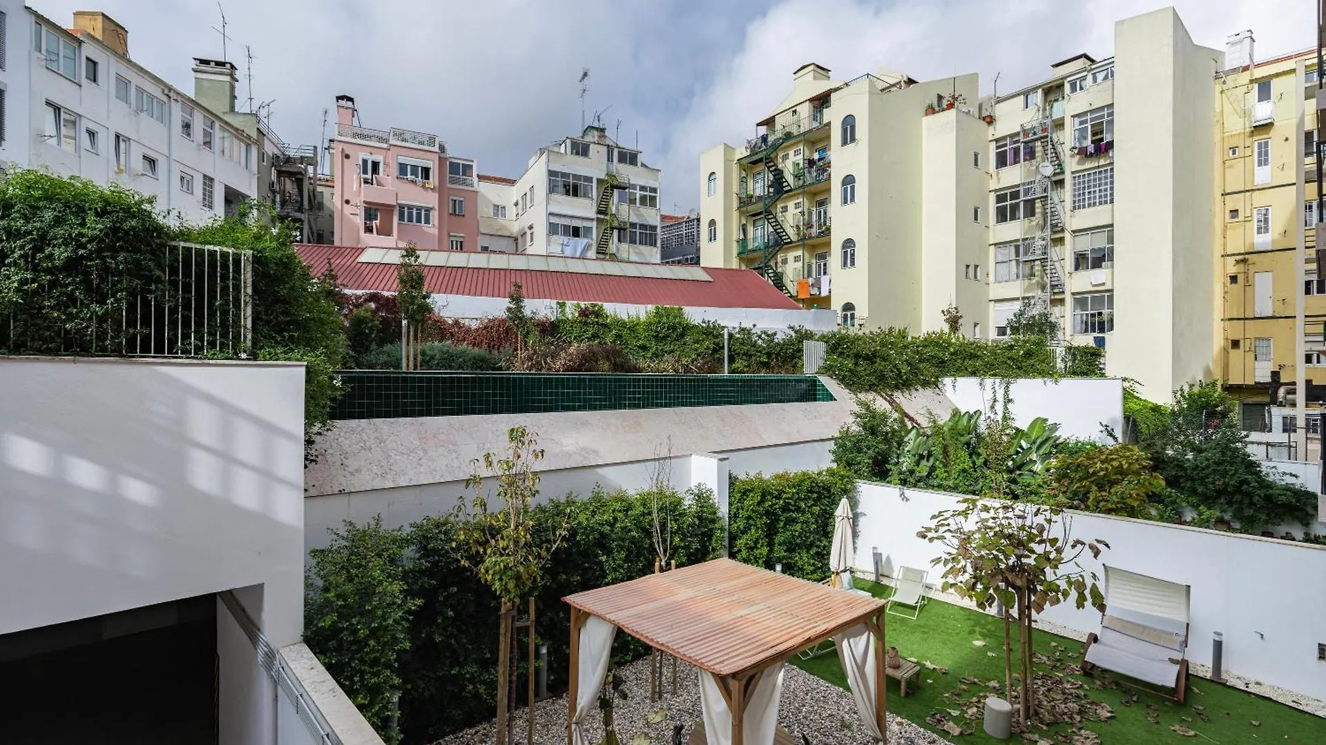 Deluxe 1 Bdr Apartment W/ Pool View By Lovelystay Lisboa