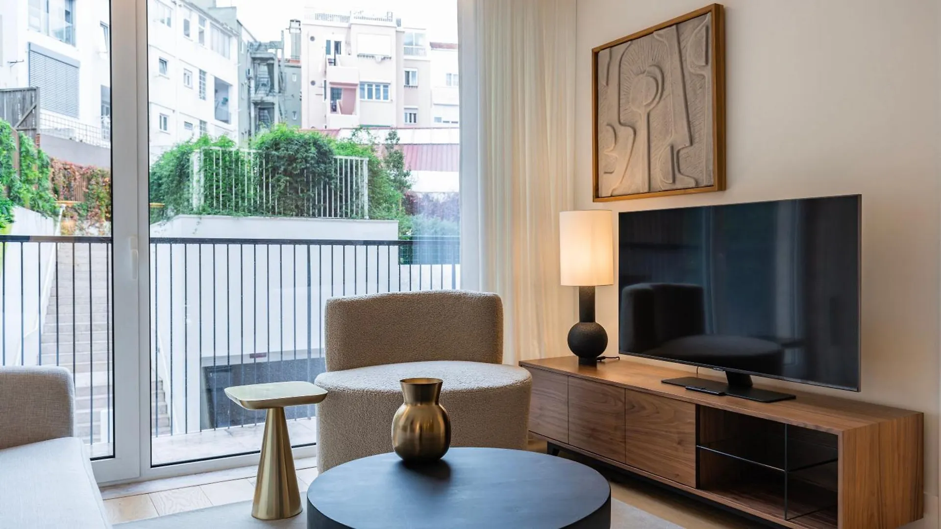Deluxe 1 Bdr Apartment W/ Pool View By Lovelystay Lisboa