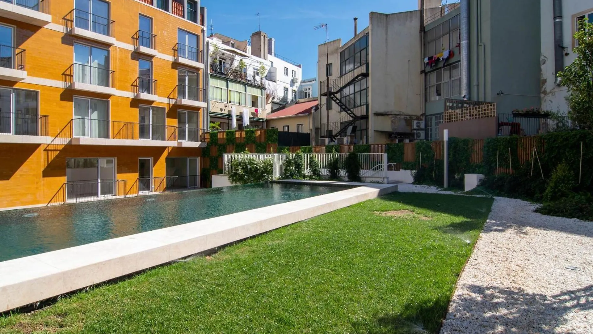 Deluxe 1 Bdr Apartment W/ Pool View By Lovelystay Lisboa
